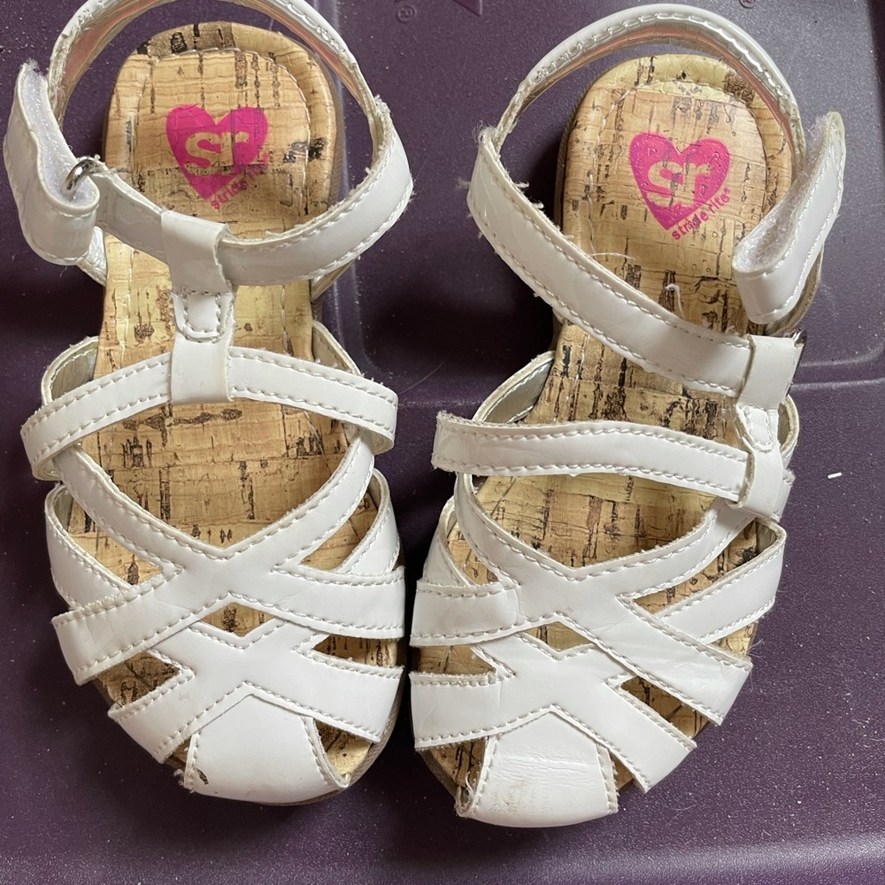 GUC size 7 toddler shoe. Stride rite.